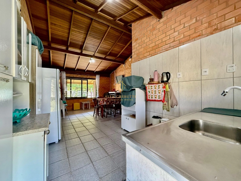 Casa à venda na praia de Atlântida Sul,  3 dormitórios: 8ª foto da galeria de imagens do imóvel