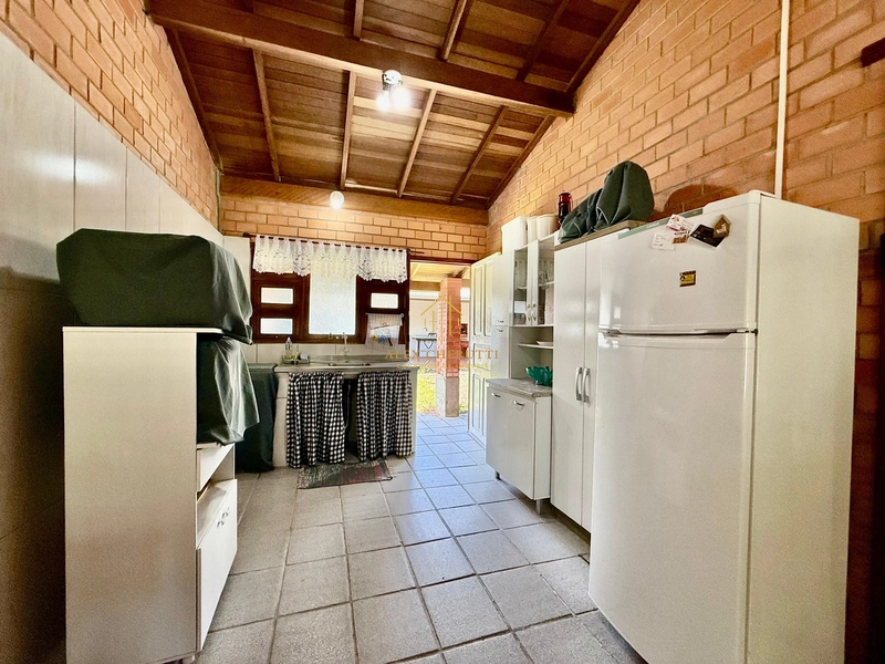 Casa à venda na praia de Atlântida Sul,  3 dormitórios: 6ª foto da galeria de imagens do imóvel