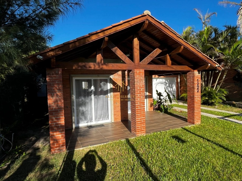 Casa à venda na praia de Rainha do Mar, 4 dormitórios: 1ª foto da galeria de imagens do imóvel