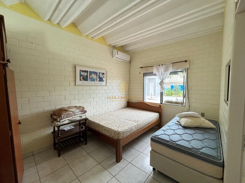 Casa à venda na praia de Rainha do Mar, 5 suítes: 25ª foto da galeria de imagens do imóvel