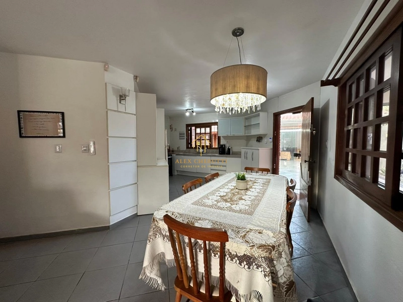Bela casa à venda em Rainha do Mar,  5 dormitórios: 10ª foto da galeria de imagens do imóvel