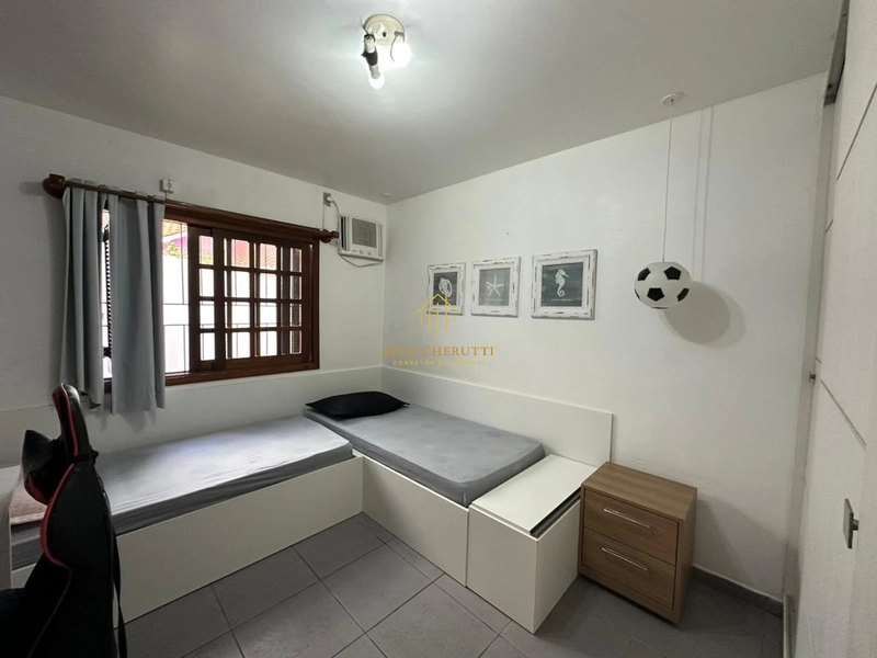 Bela casa à venda em Rainha do Mar,  5 dormitórios: 18ª foto da galeria de imagens do imóvel
