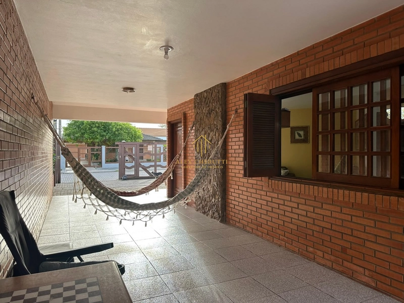 Bela casa à venda em Rainha do Mar,  5 dormitórios: 5ª foto da galeria de imagens do imóvel