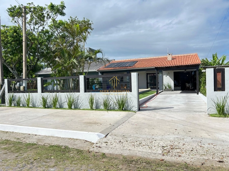 Casa em Rainha do Mar, 3 Dormitórios: 2ª foto da galeria de imagens do imóvel