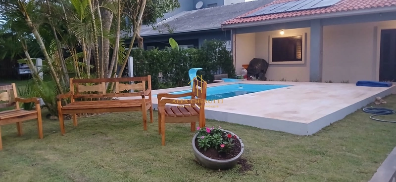 Casa em Rainha do Mar, 3 Dormitórios: 8ª foto da galeria de imagens do imóvel