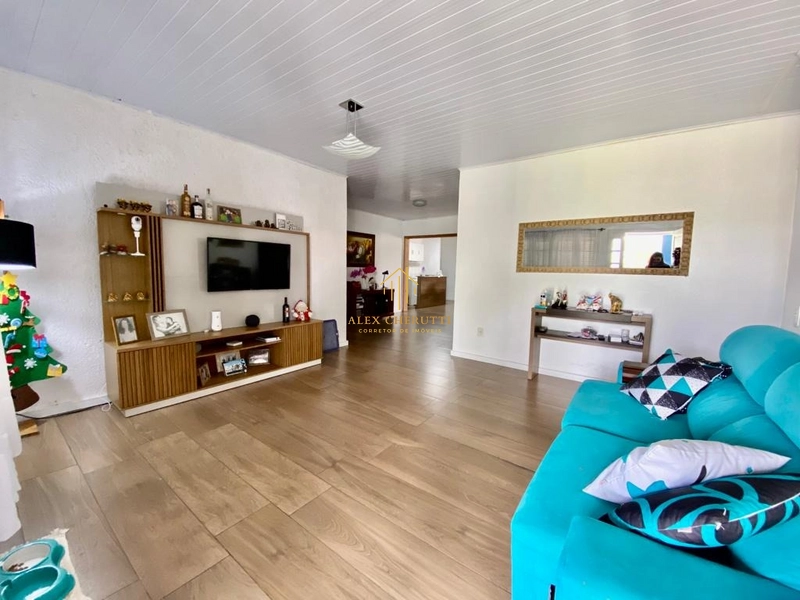 Casa em Praia de Rainha do Mar,  3 Dormitórios: 2ª foto da galeria de imagens do imóvel