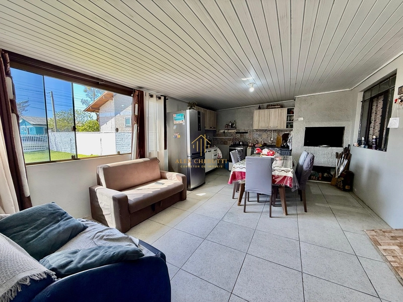 Imóvel em Atlântida Sul: 5ª foto da galeria de imagens do imóvel