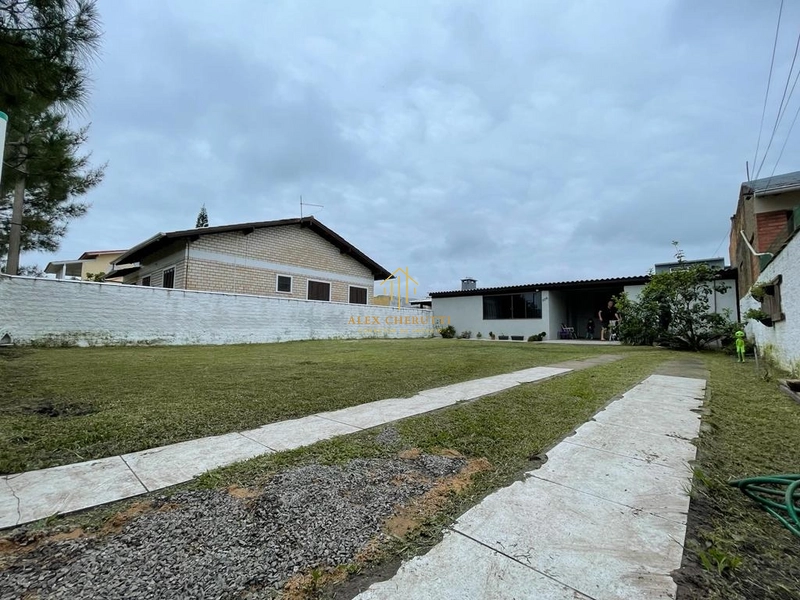 Imóvel em Atlântida Sul: 3ª foto da galeria de imagens do imóvel