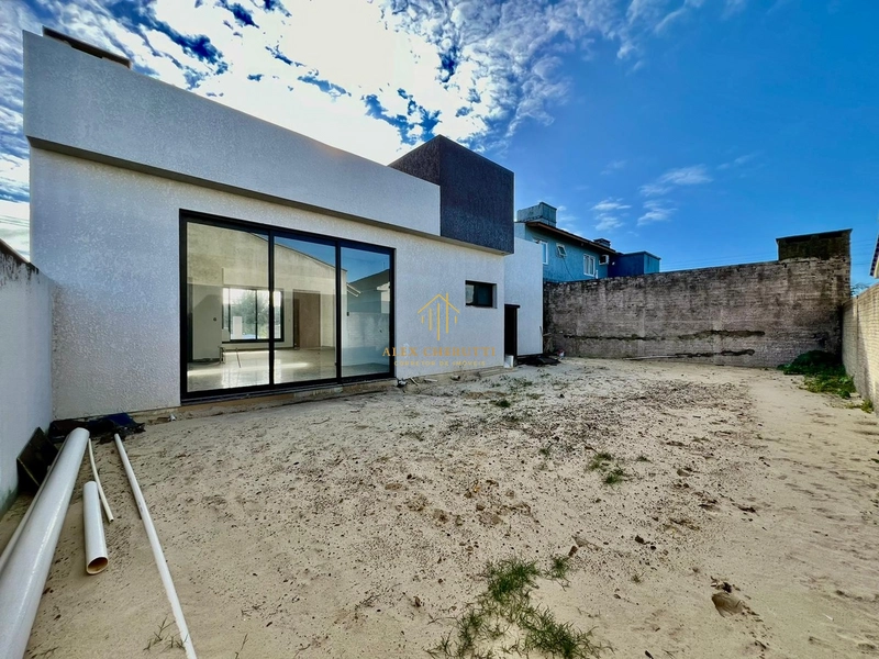 Linda casa em Rainha do Mar em construção: 25ª foto da galeria de imagens do imóvel