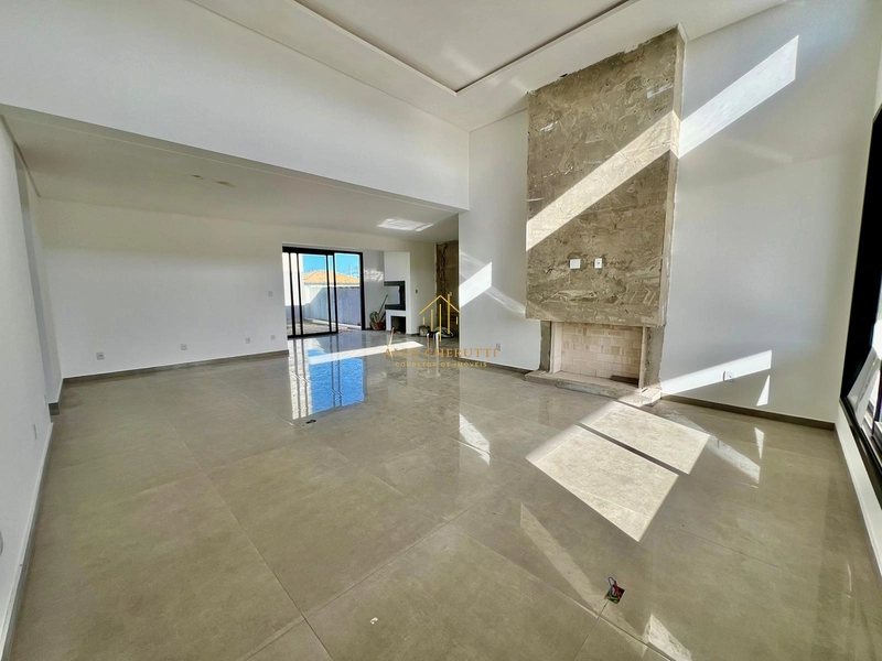 Linda casa em Rainha do Mar em construção: 18ª foto da galeria de imagens do imóvel