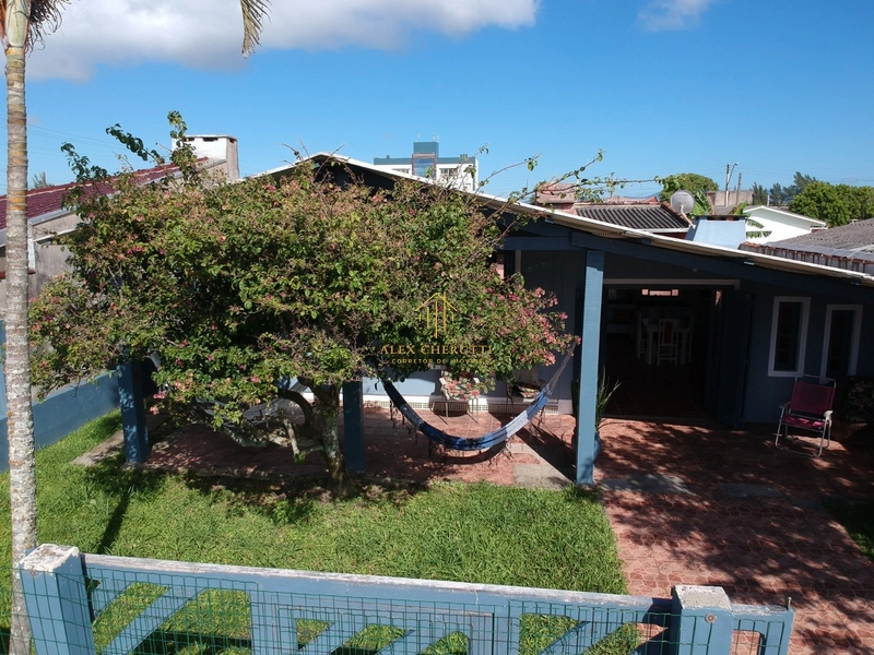 Bela casa em Atlântida Sul: 18ª foto da galeria de imagens do imóvel