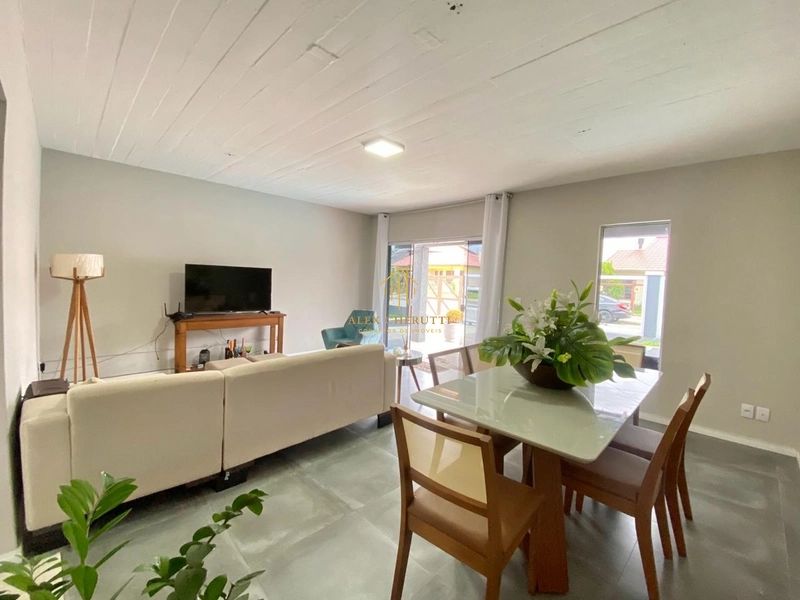 Casa no Centro em Xangri-Lá, 4 dormitórios: 7ª foto da galeria de imagens do imóvel