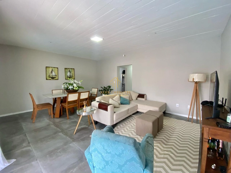 Casa no Centro em Xangri-Lá, 4 dormitórios: 9ª foto da galeria de imagens do imóvel