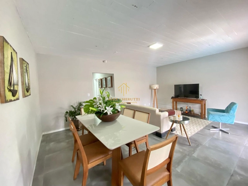 Casa no Centro em Xangri-Lá, 4 dormitórios: 8ª foto da galeria de imagens do imóvel
