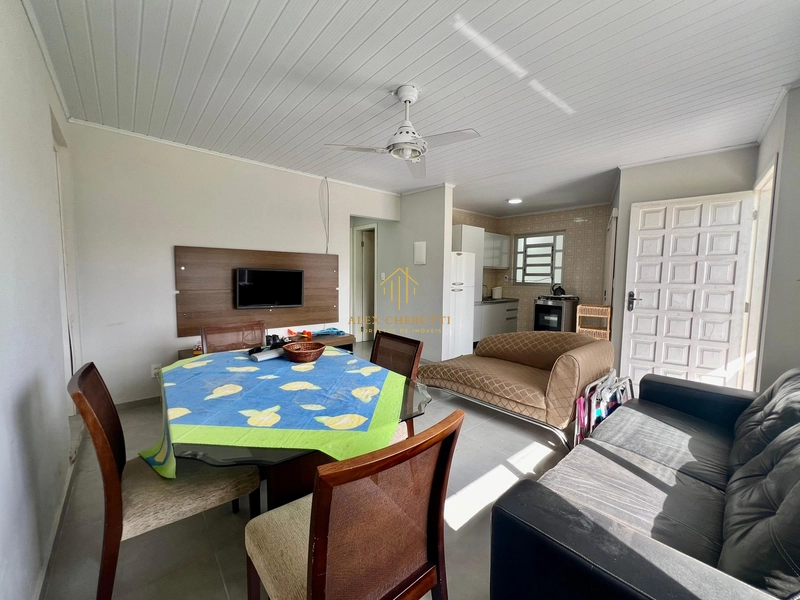 Casa na Praia de Atlântida Sul, 3 dormitórios: 7ª foto da galeria de imagens do imóvel