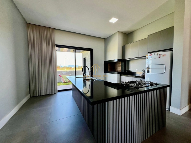 Linda casa construída no bairro planejado em Xangri-lá: 13ª foto da galeria de imagens do imóvel