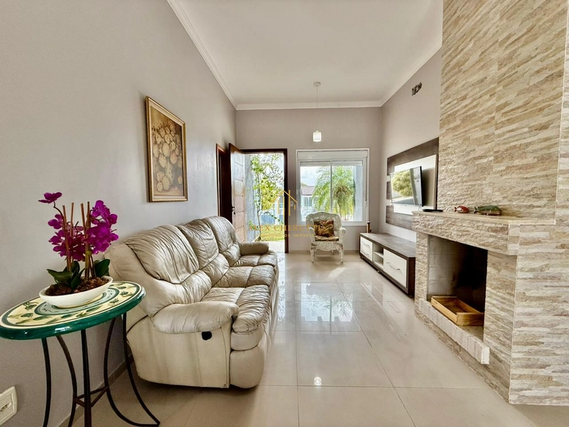 Linda casa em Atlântida Sul, 3 dormitórios: 6ª foto da galeria de imagens do imóvel