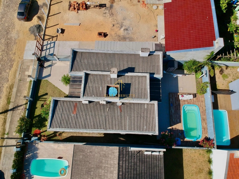 Linda casa em Atlântida Sul, 3 dormitórios: 20ª foto da galeria de imagens do imóvel