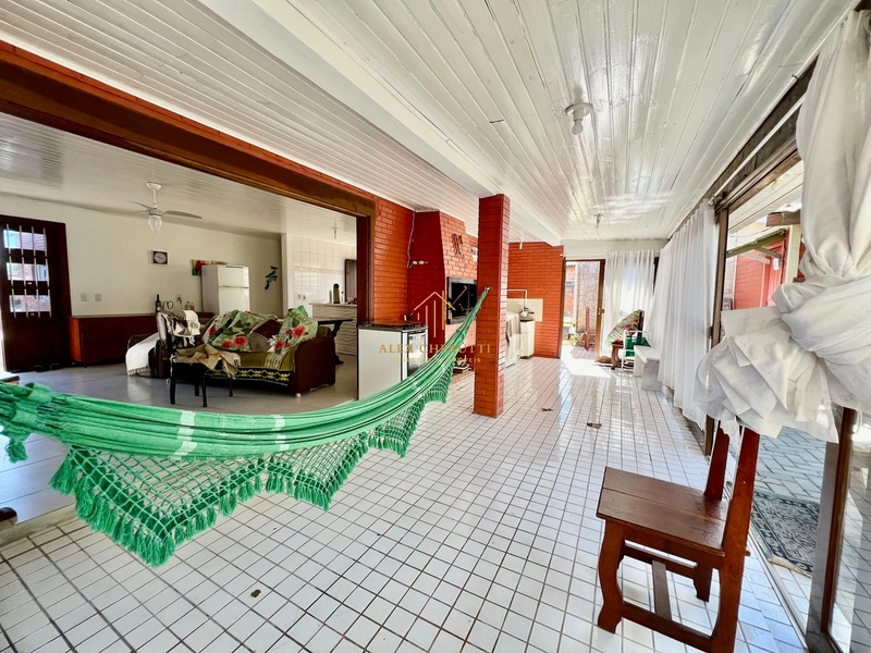 Excelente casa na praia de Atlântida Sul: 8ª foto da galeria de imagens do imóvel
