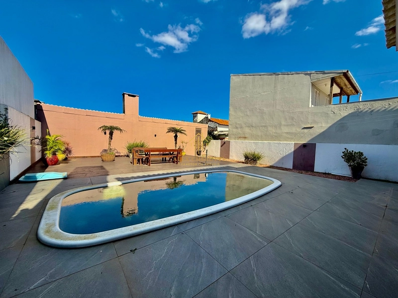 Belíssima casa em Capão da Canoa: 38ª foto da galeria de imagens do imóvel