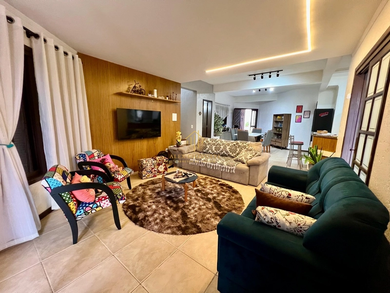 Belíssima casa em Capão da Canoa: 6ª foto da galeria de imagens do imóvel