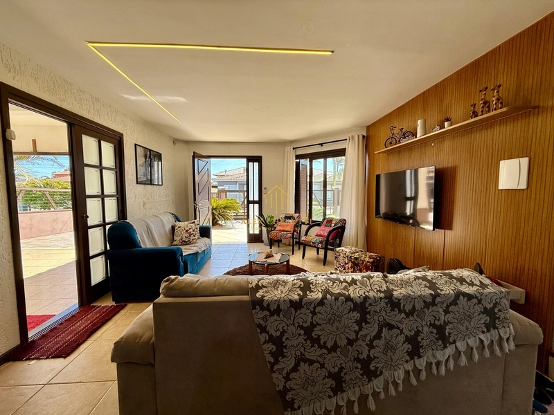 Belíssima casa em Capão da Canoa: 10ª foto da galeria de imagens do imóvel