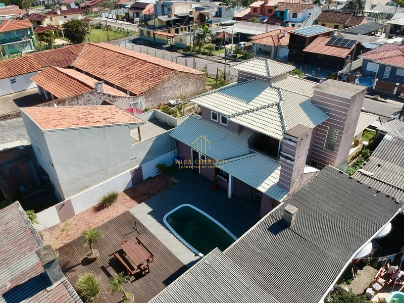 Belíssima casa em Capão da Canoa: 43ª foto da galeria de imagens do imóvel