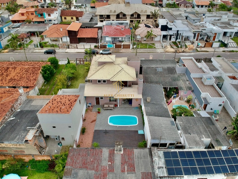 Belíssima casa em Capão da Canoa: 34ª foto da galeria de imagens do imóvel