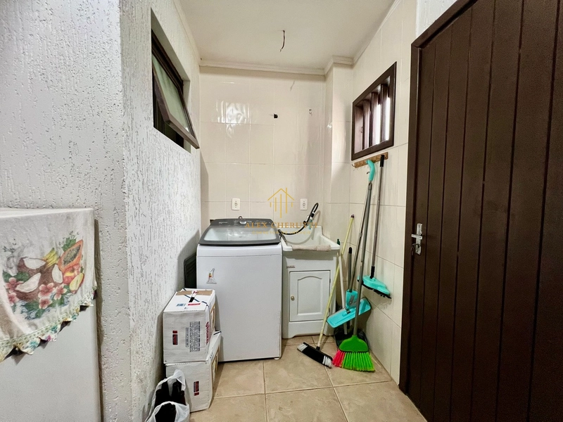 Belíssima casa em Capão da Canoa: 29ª foto da galeria de imagens do imóvel