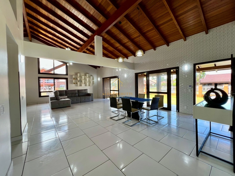 Linda casa na praia de Arpoador: 14ª foto da galeria de imagens do imóvel