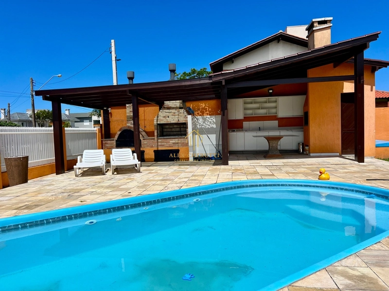 Linda casa na praia de Arpoador: 7ª foto da galeria de imagens do imóvel