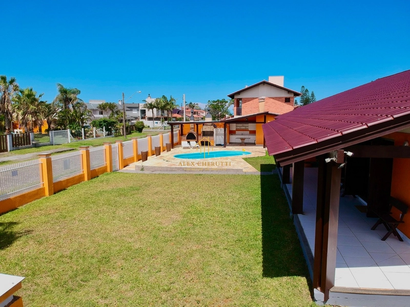 Linda casa na praia de Arpoador: 39ª foto da galeria de imagens do imóvel