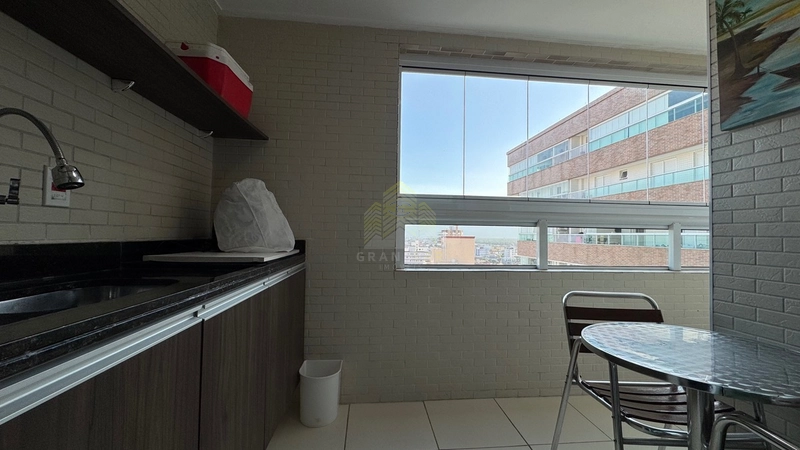 Apartamento de 1 dorm mobiliado, 51m², à venda R$ 340.000,00: 2ª foto da galeria de imagens do imóvel
