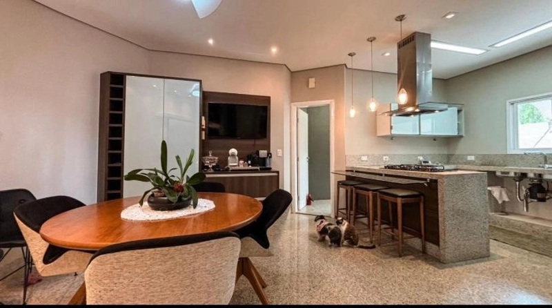 Recanto Pitanguá - Casa de Alto Padrão em Condomínio: 12ª foto da galeria de imagens do imóvel