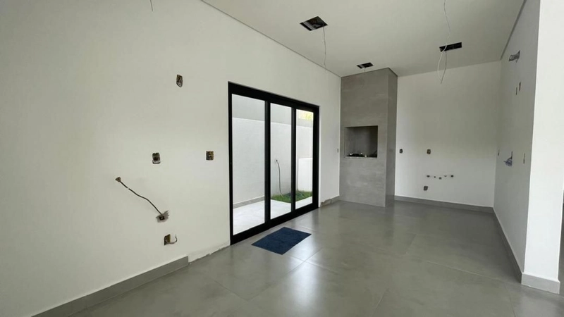 Casa à Venda no Condomínio Tangará - Parque Tauá: 3ª foto da galeria de imagens do imóvel