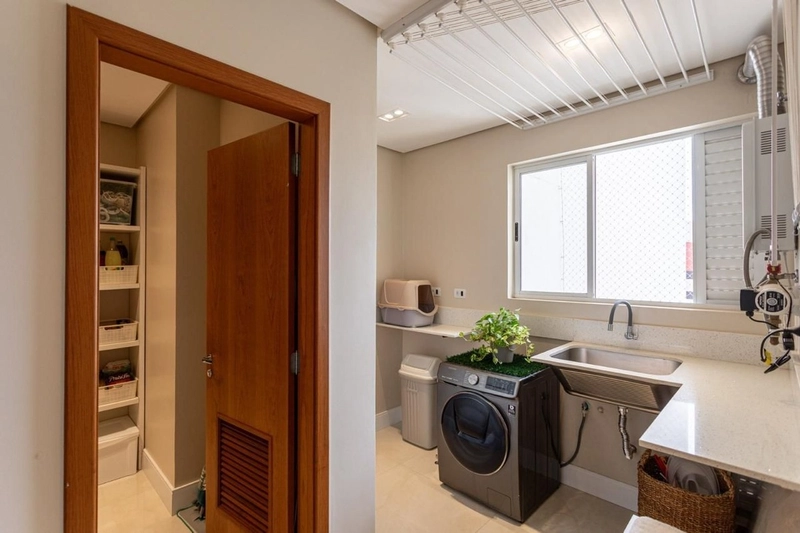 Apartamento para Locação no Edifício Opera House: 2ª foto da galeria de imagens do imóvel