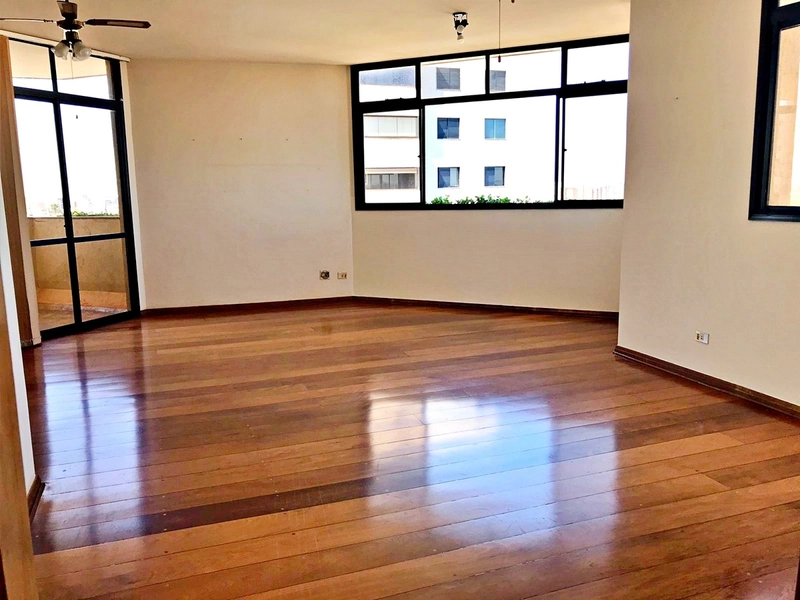 Apartamento Alto Padrão à Venda no Edifício Anita Garibaldi: 5ª foto da galeria de imagens do imóvel