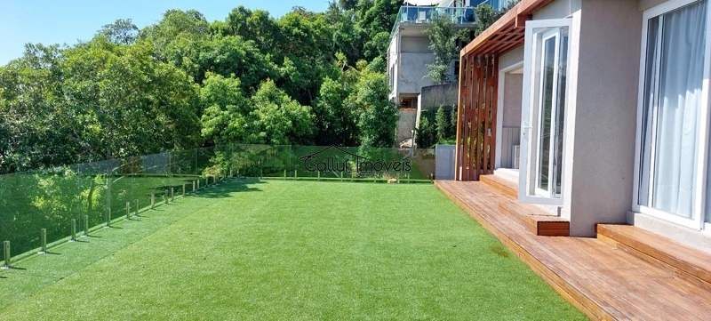 Casa com 5/4, cinco suítes, Condomínio em Sambaqui - Florianópolis, SC: 4ª foto da galeria de imagens do imóvel