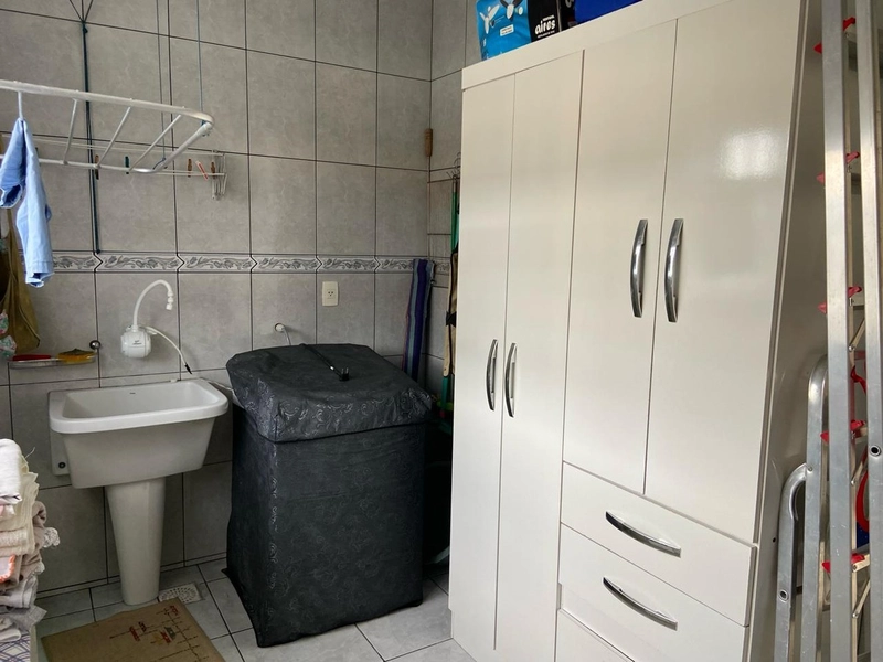 : 2ª foto da galeria de imagens do imóvel