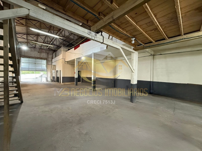 Oportunidade Única! Galpão Comercial a 500m do CEASA de Barreiros!: 2ª foto da galeria de imagens do imóvel