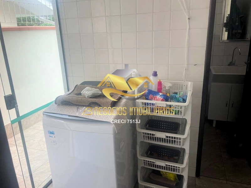 CASA À VENDA – BARREIROS | SEMIMOBILIADA: 10ª foto da galeria de imagens do imóvel