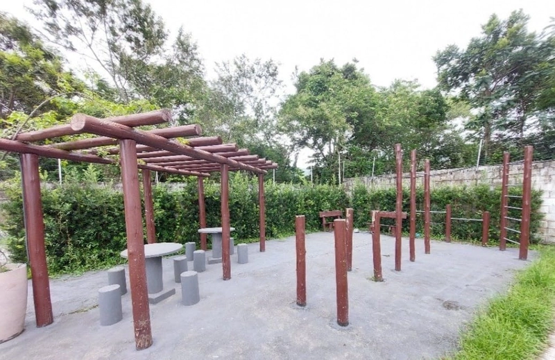 Casa com 3 Dormitórios: 8ª foto da galeria de imagens do imóvel