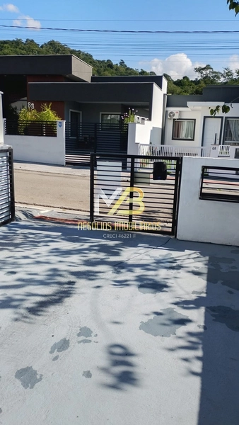 CASA GERMINADA COM EXCELENTE ACABAMENTO: 10ª foto da galeria de imagens do imóvel