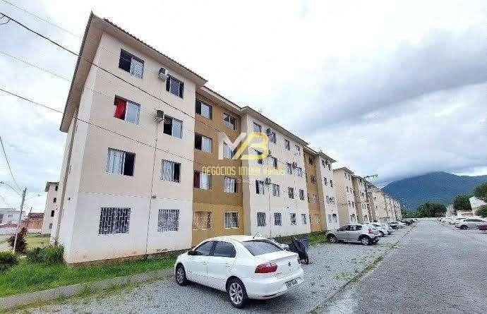 Apartamento semi-mobiliado: 3ª foto da galeria de imagens do imóvel