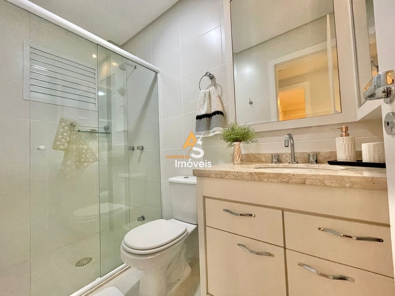 EXCELENTE APARTAMENTO FINAMENTE MOBILIADO E DECORADO EM CAPÃO DA CANOA: 8ª foto da galeria de imagens do imóvel