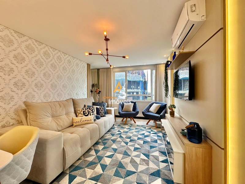 APARTAMENTO À VENDA MOBLIADO E DECORADO: 1ª foto da galeria de imagens do imóvel