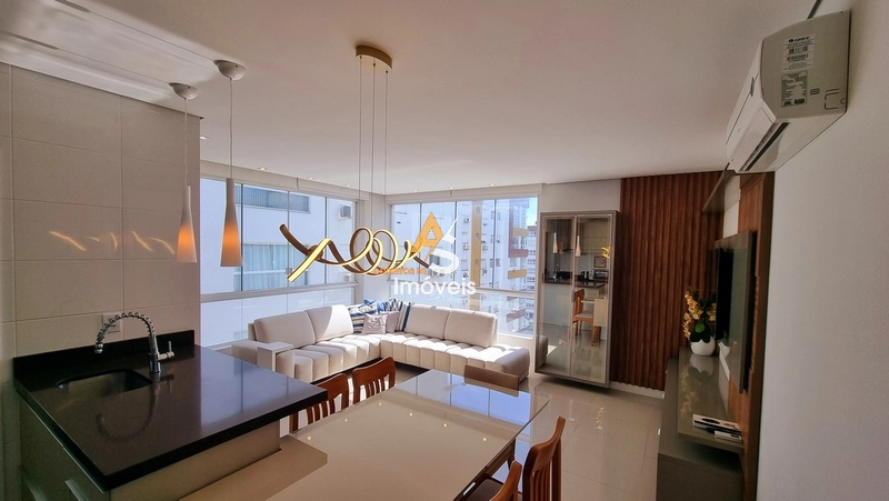 EXCELENTE APARTAMENTO DE 2 DORMITÓRIOS MOBILIADO E DECORADO: 2ª foto da galeria de imagens do imóvel