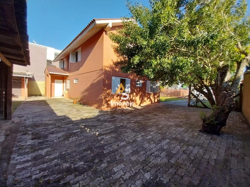 CASA COM 5 DORMITÓRIOS EM TRAMANDAÍ!!!: 8ª foto da galeria de imagens do imóvel