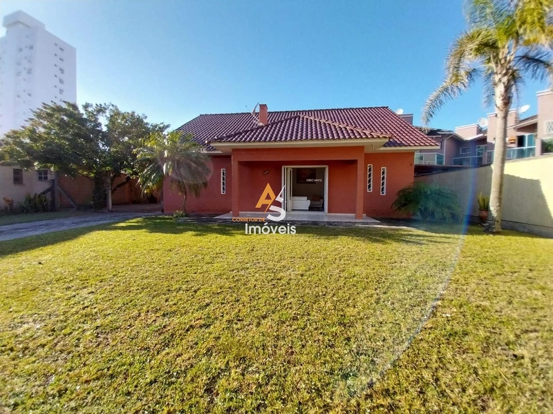 CASA COM 5 DORMITÓRIOS EM TRAMANDAÍ!!!: 4ª foto da galeria de imagens do imóvel