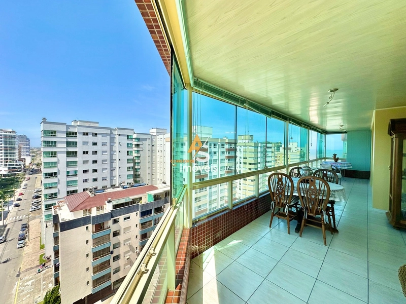 APTO DE ESQUINA COM 2 SACADAS VISTA PARA O MAR E SERRA: 3ª foto da galeria de imagens do imóvel